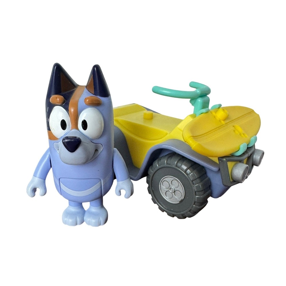 Bluey Bandit Figure with Beach Quad Bike and Surfboard Moose Toys BGFELA Playset